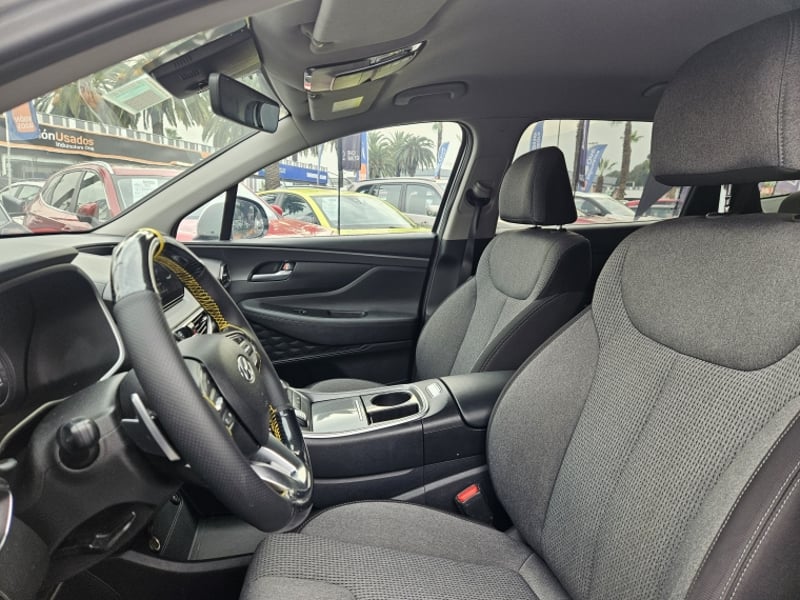 Hyundai SANTA FE TM 4X4 2.5 AUT 2022 - Imagen 16 de 20