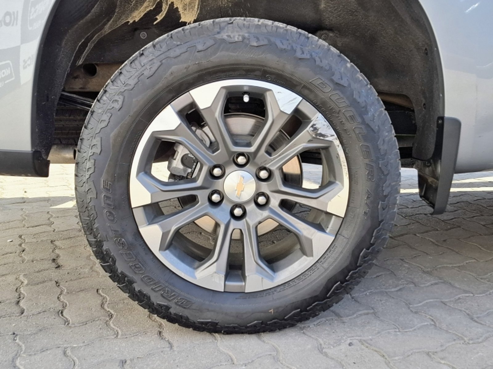 CHEVROLET SILVERADO HC AT 2025 - Imagen 6 de 20
