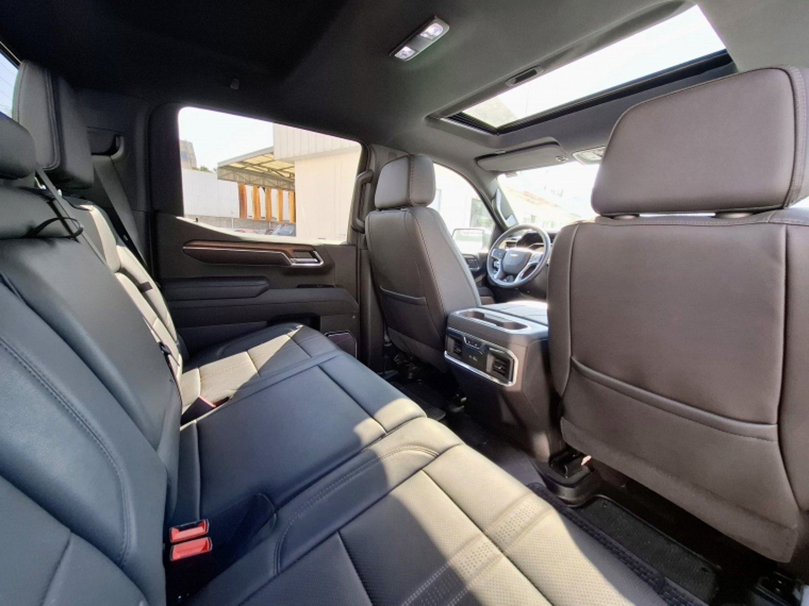 CHEVROLET SILVERADO HC AT 2025 - Imagen 18 de 20