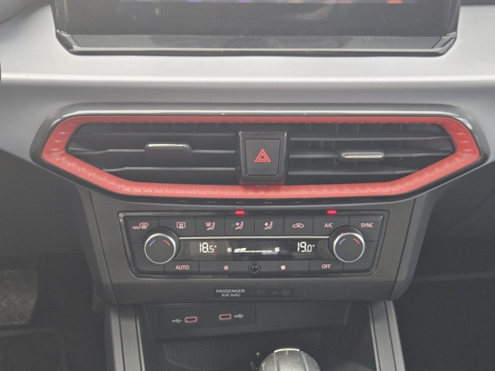 SEAT IBIZA 1.6 FR AT 2023 - Imagen 11 de 20