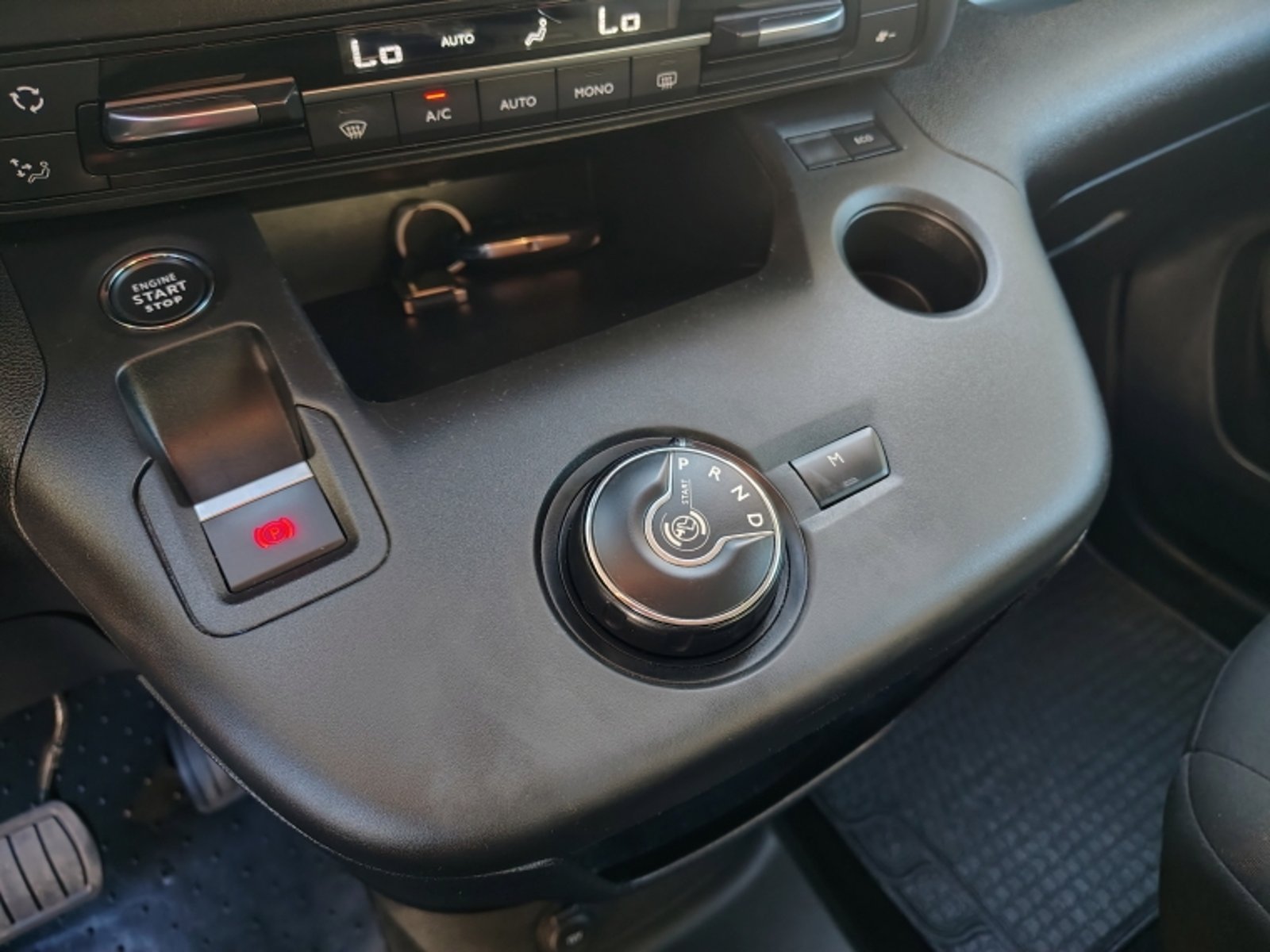 CITROEN BERLINGO NEW BERLINGO 3 1.5 AUT 2023 - Imagen 16 de 18