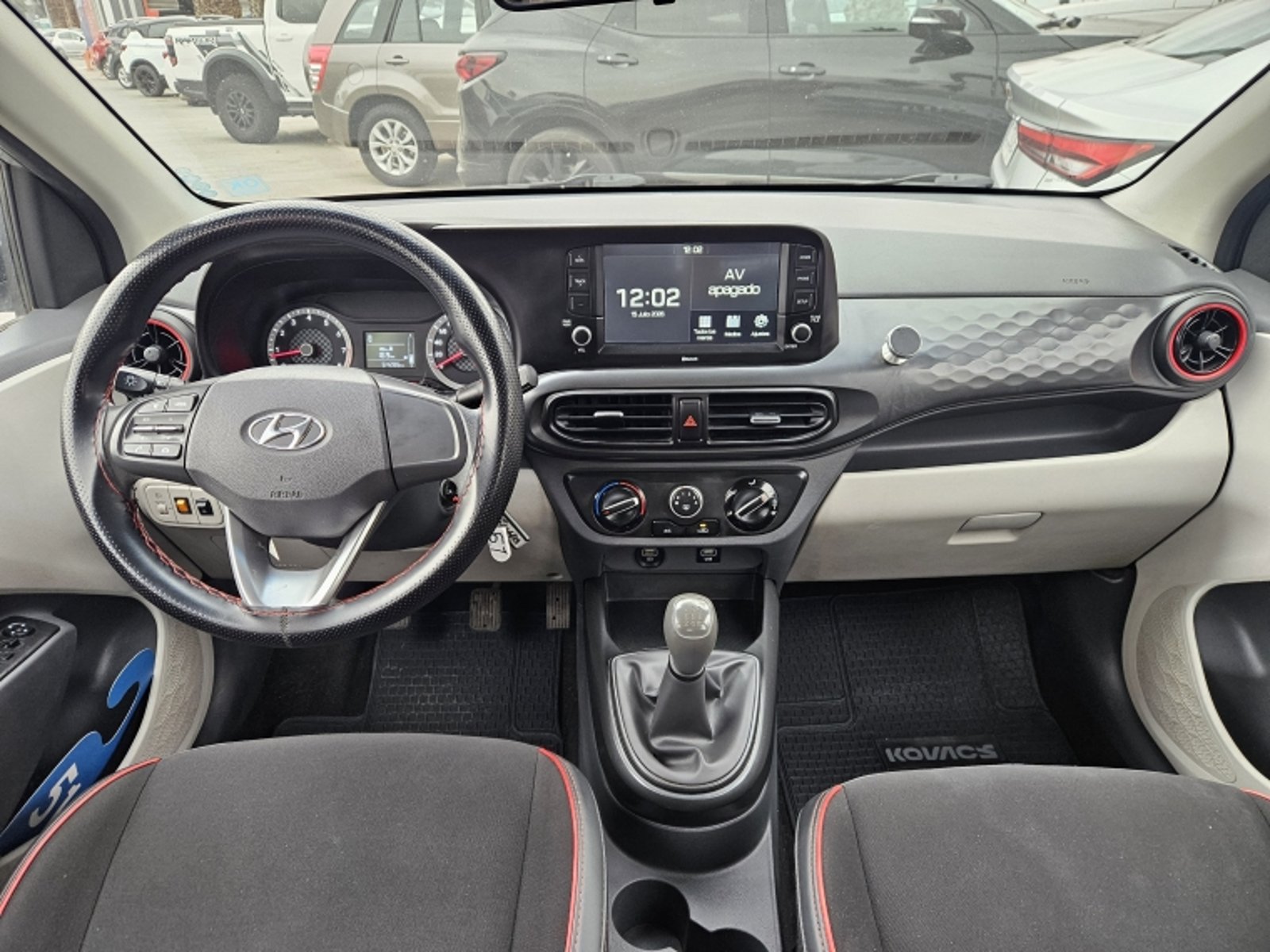 Hyundai GRAND I10 1.2 AI3 HB PLUS MT 2022 - Imagen 9 de 19