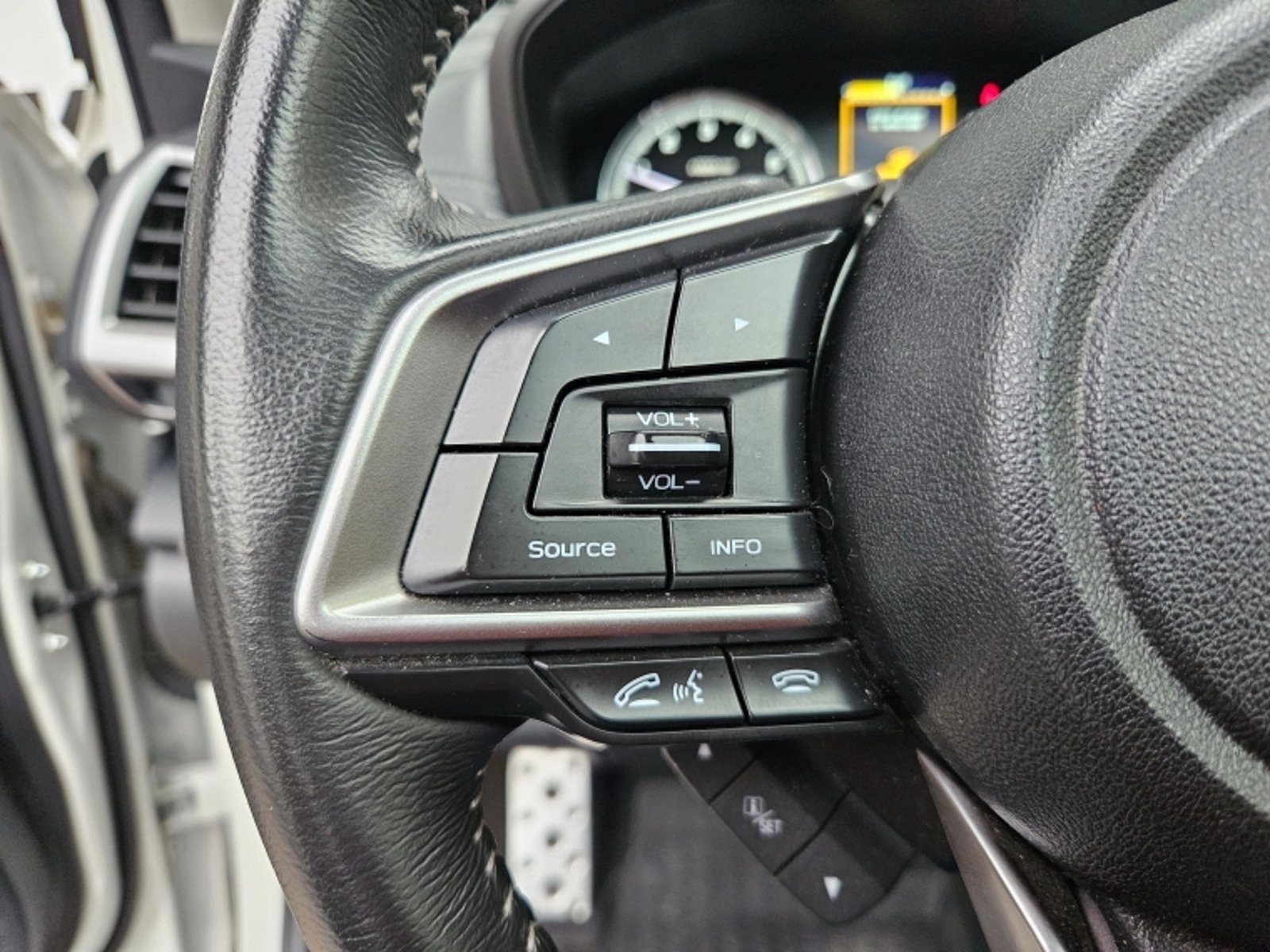 Subaru FORESTER 2.0 LIMITED  EYSIGHT  AT 4X4 2024 - Imagen 17 de 20