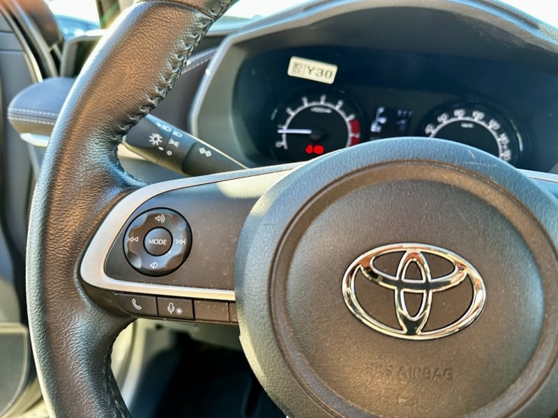 Toyota YARIS 1.5 E SEDAN MT 2023 - Imagen 12 de 18