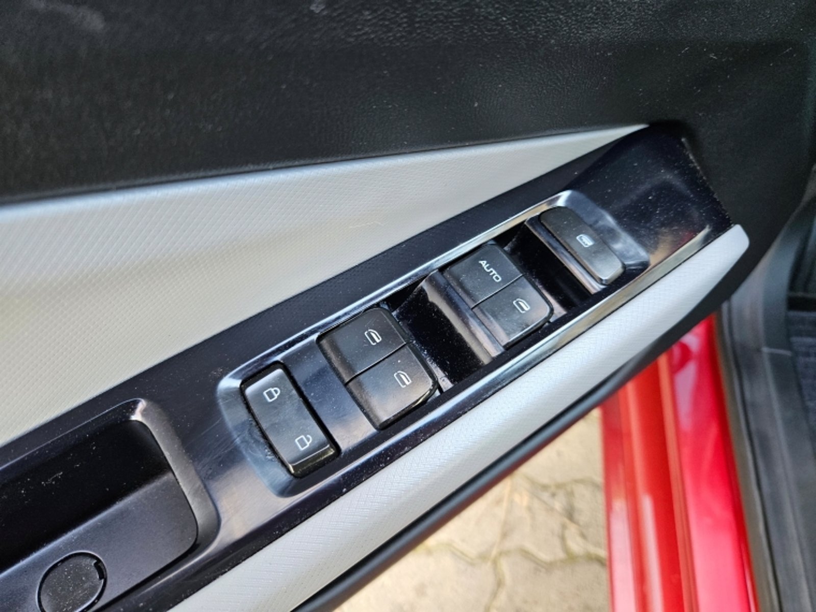 Chevrolet SAIL 1.5 HB LTZ MT 2025 - Imagen 13 de 18