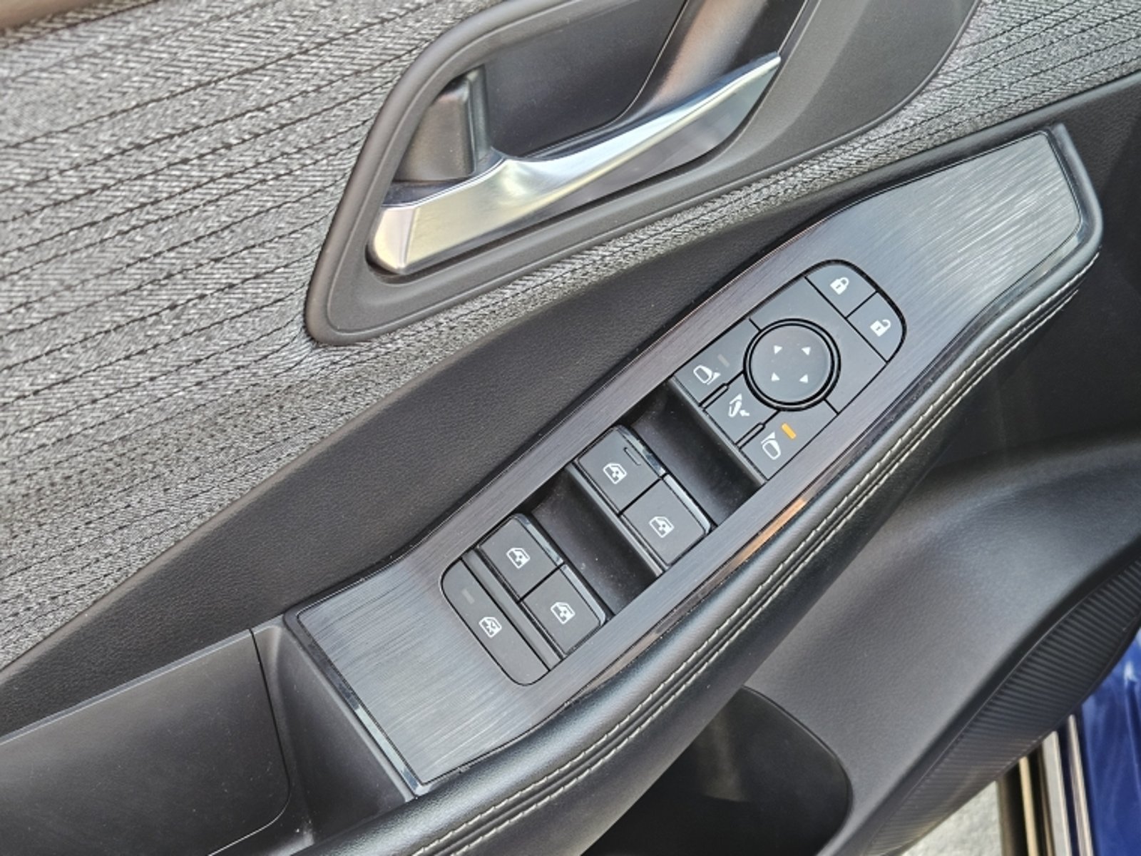 NISSAN X-TRAIL 2.5 SENSE 3ROW AT 2024 - Imagen 15 de 20