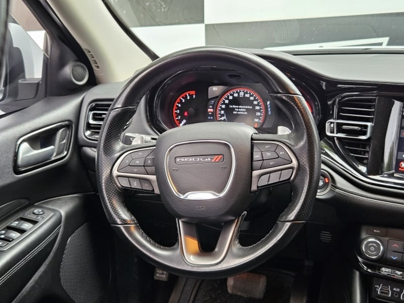 Dodge DURANGO 3.6  SXT  AT 2023 - Imagen 12 de 20