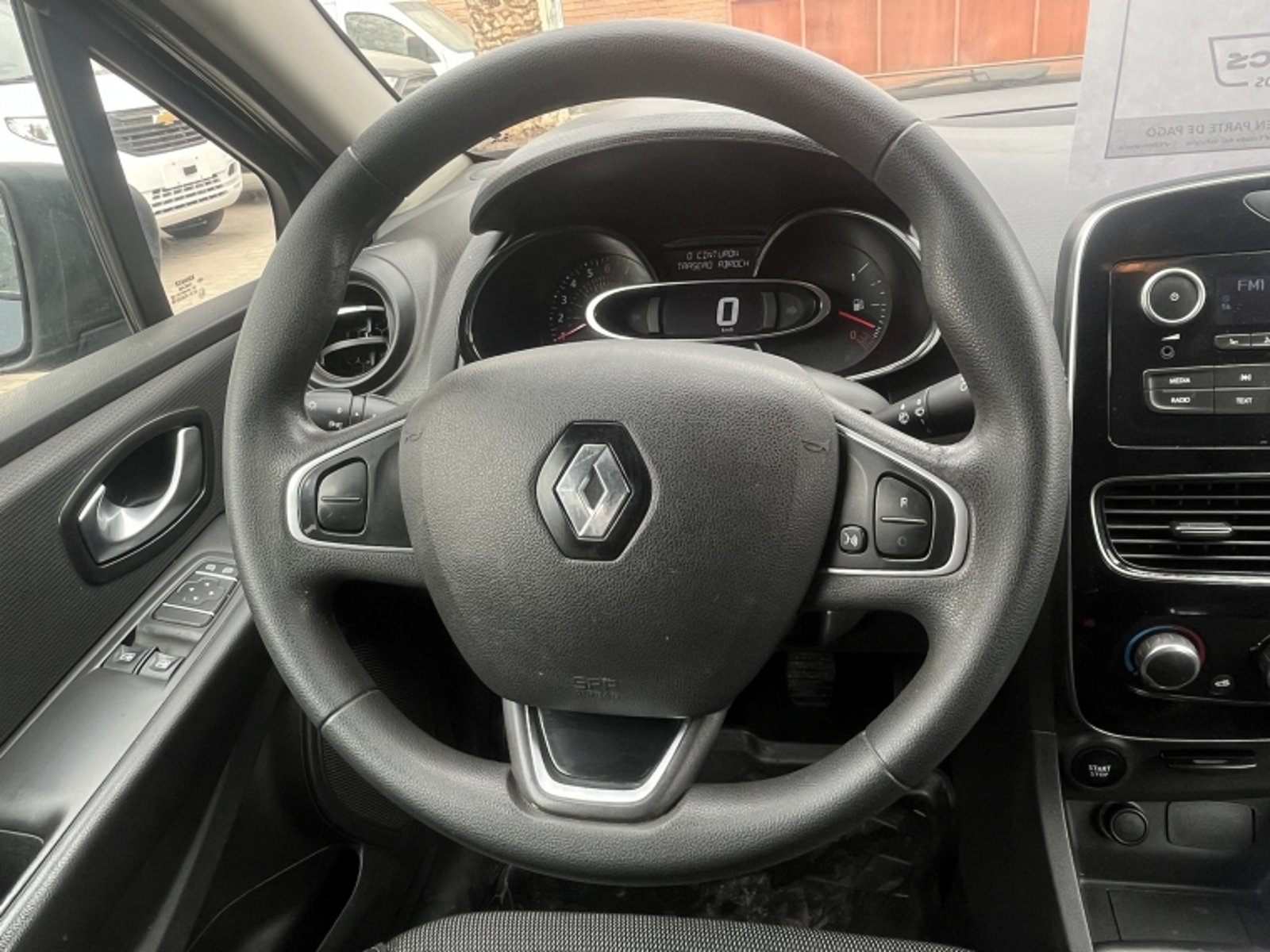 Renault CLIO 1.2 EXPRESSION MT 2020 - Imagen 13 de 20