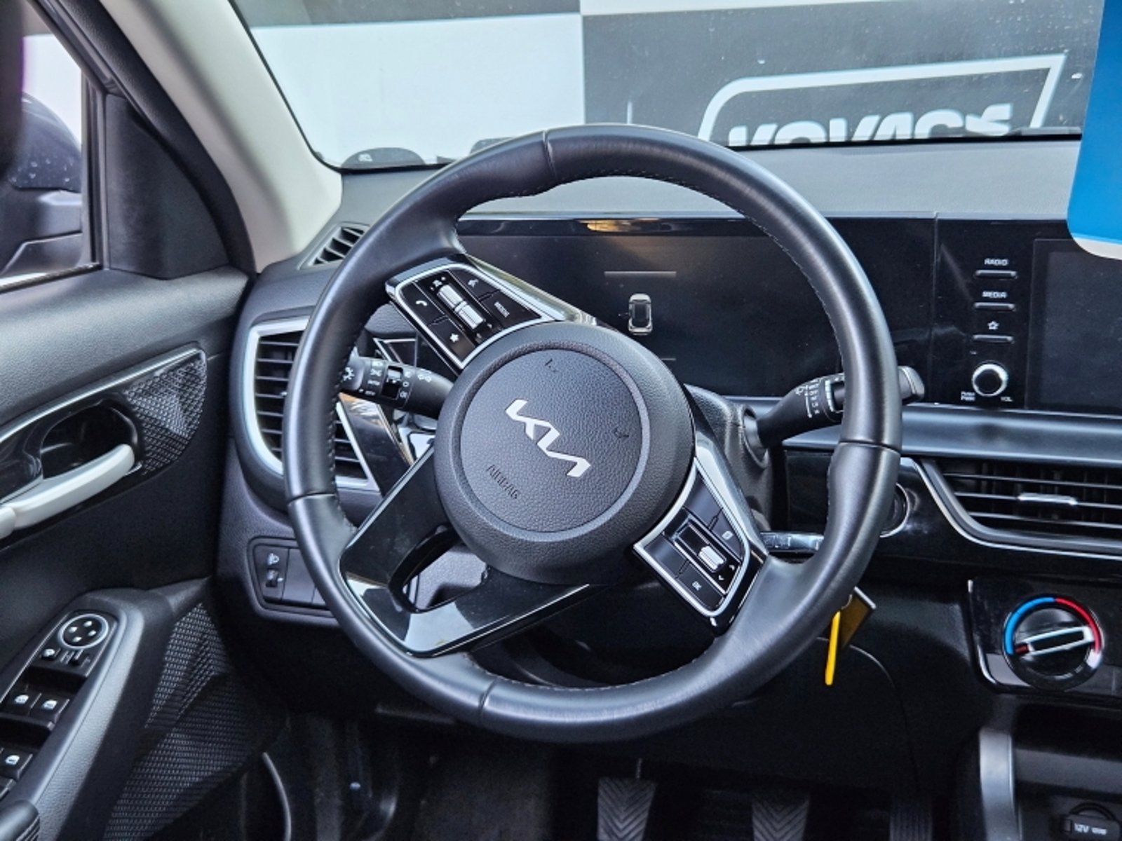 Kia SELTOS 1.5L  EX  6 MT 2025 - Imagen 11 de 19