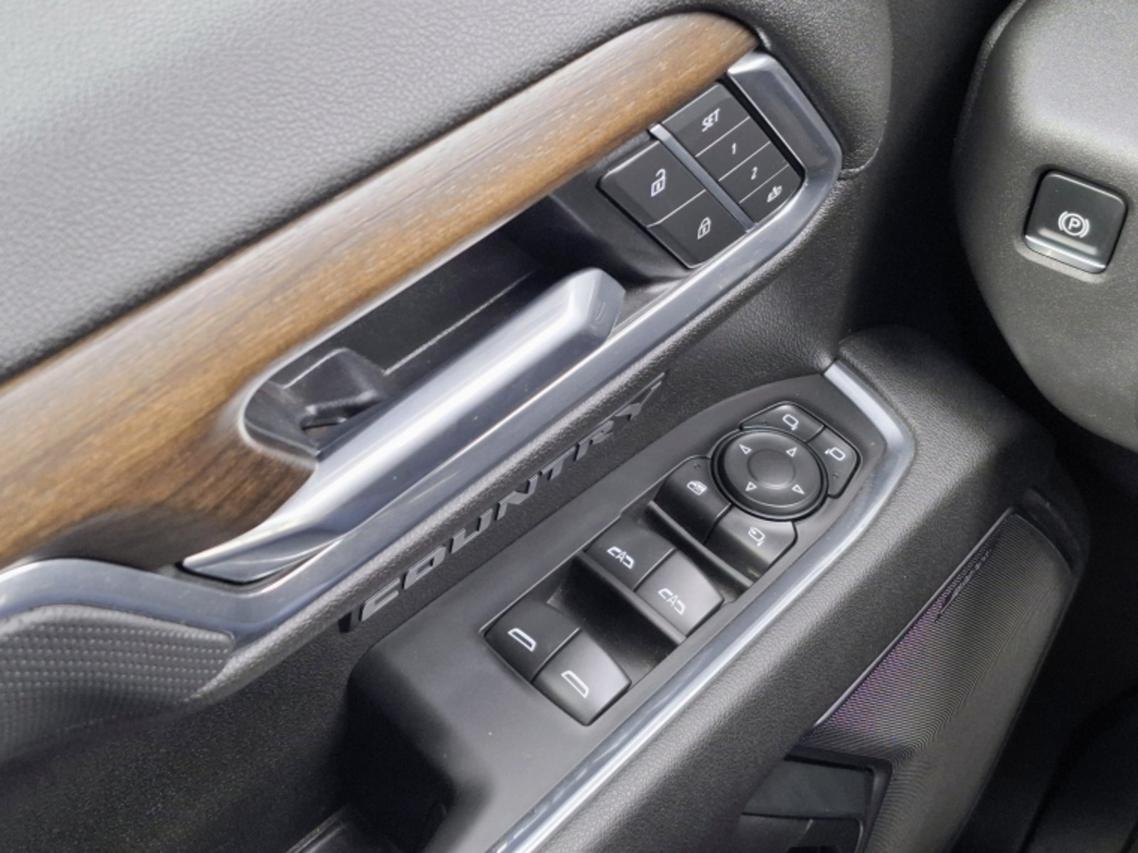 CHEVROLET SILVERADO HIGH COUNTRY 2025 - Imagen 9 de 20
