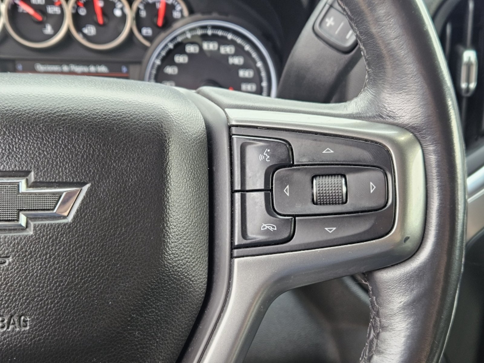 Chevrolet SILVERADO 5.3 CC LT TRAILBOSS Z71 AT 4X4 2021 - Imagen 19 de 20