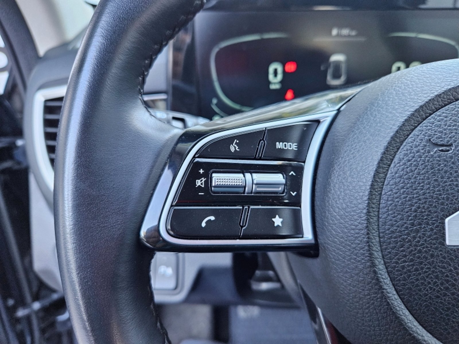 Kia SELTOS 1.5L  EX  6 MT 2025 - Imagen 18 de 19