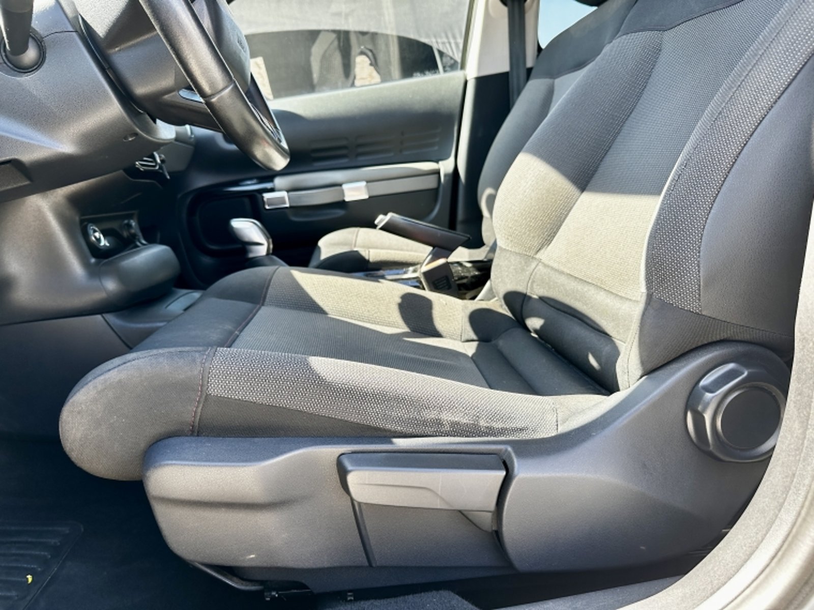 CITROEN C-4 1.2 CACTUS PURETECH 110 S&S EAT6 SHINE MT 2019 - Imagen 16 de 19