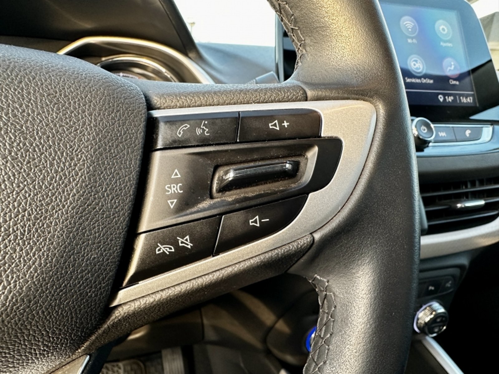 CHEVROLET ONIX ONIX NB PREMIER 1.0T AUT 2024 - Imagen 12 de 20