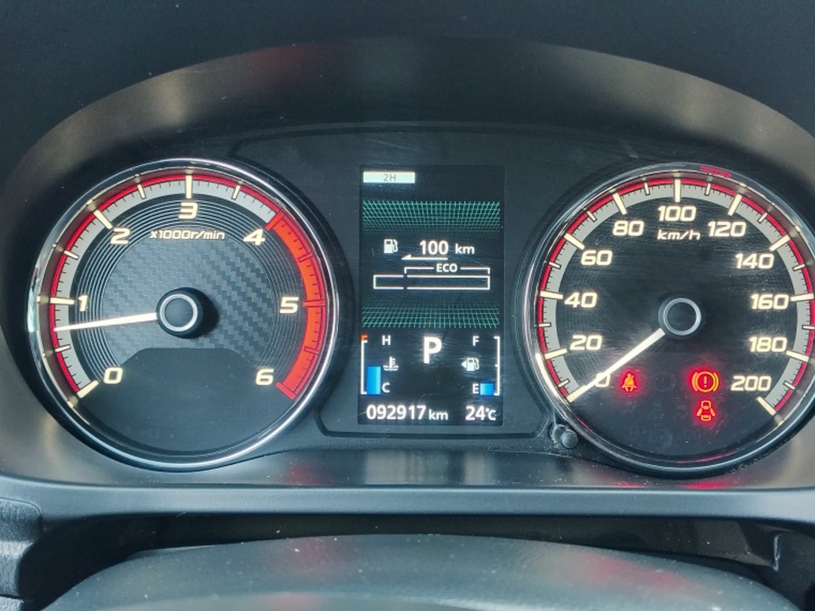 MITSUBISHI L200 2.4 TD DAKAR CRS HP AT  4X4  DOBLE CABINA 2023 - Imagen 17 de 19