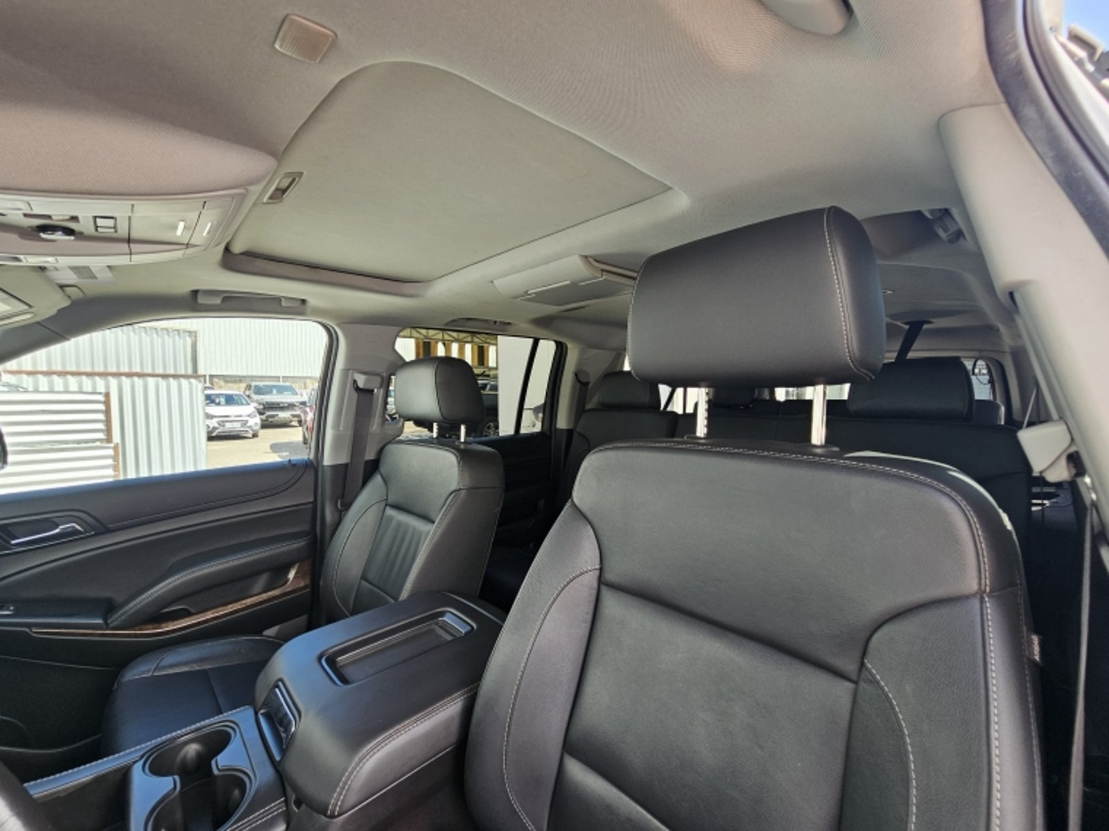 CHEVROLET SUBURBAN 2019 - Imagen 10 de 20