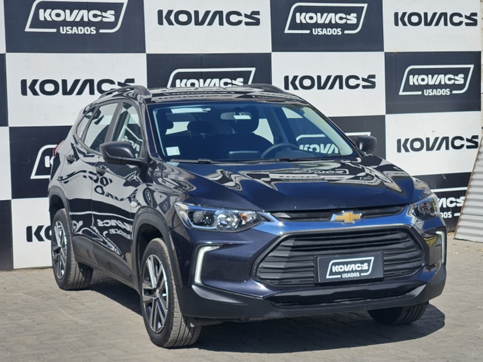 CHEVROLET TRACKER LS MT 2023 - Imagen 3 de 20