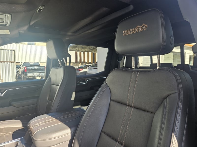 Chevrolet SILVERADO 3.0 TD HIGH COUNTRY AT 4X4 DIESEL 2024 - Imagen 16 de 20