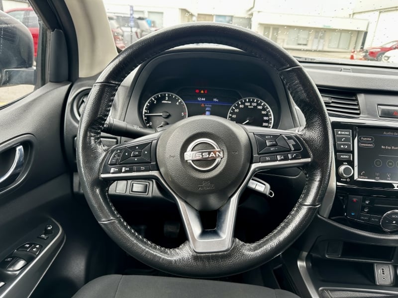 Nissan NAVARA 2.3 DC SE MT 4X2 DIESEL 2023 - Imagen 10 de 18