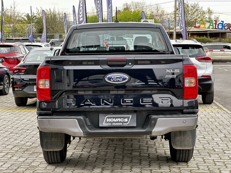 Ford RANGER XLS 2.0 MT 2025 - Imagen 6 de 19