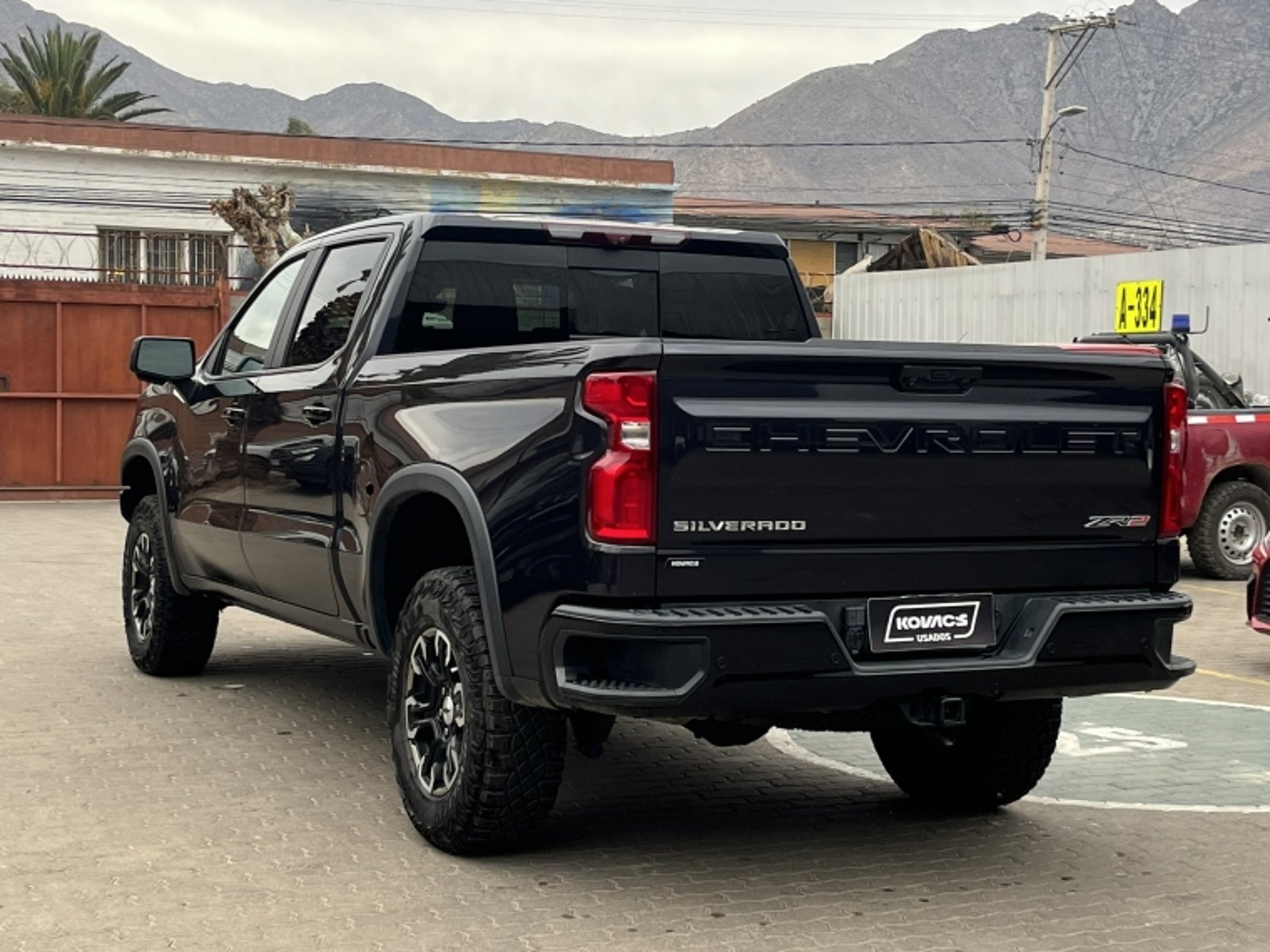 Chevrolet SILVERADO 6.2 ZR2 AT 4X4 2024 - Foto 3 de 20