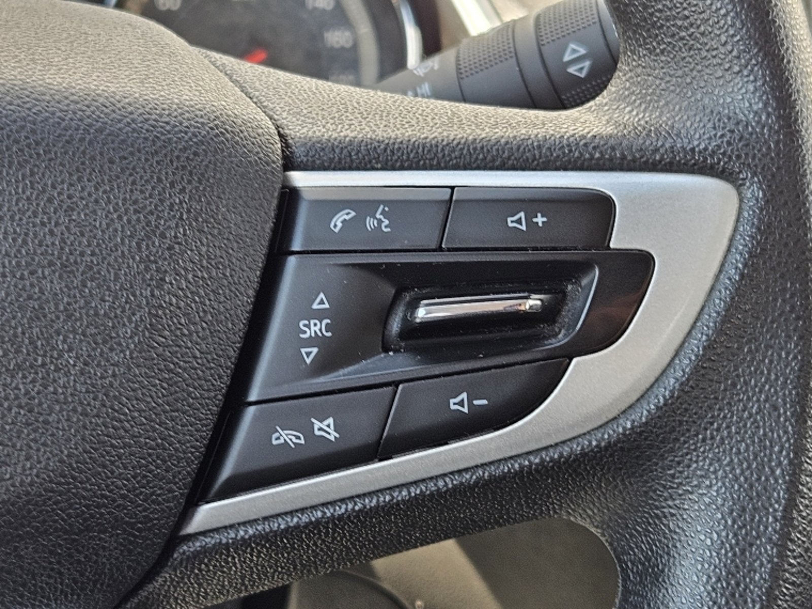 CHEVROLET ONIX 1.0 SEDAN LTZ MT 2023 - Imagen 16 de 20