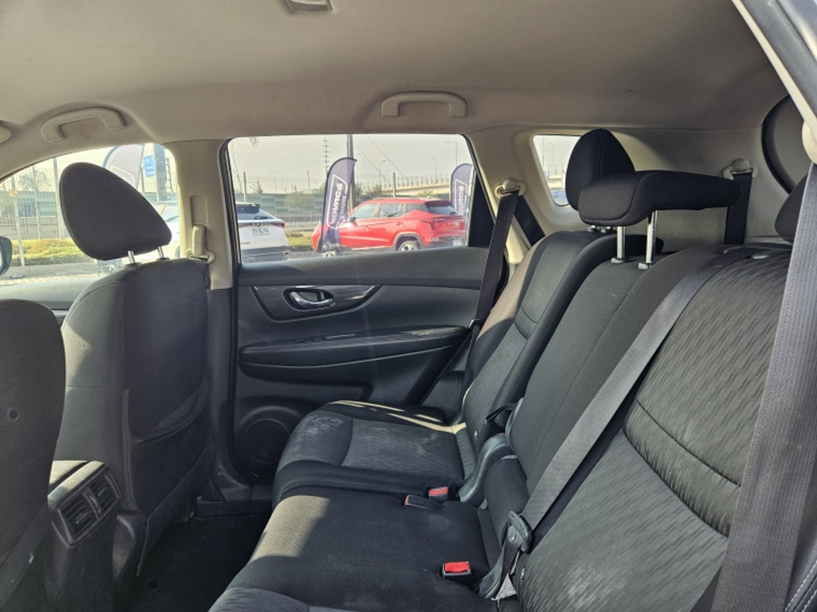 NISSAN X-TRAIL 2.5 SENSE CVT 2F AT 2018 - Imagen 8 de 20