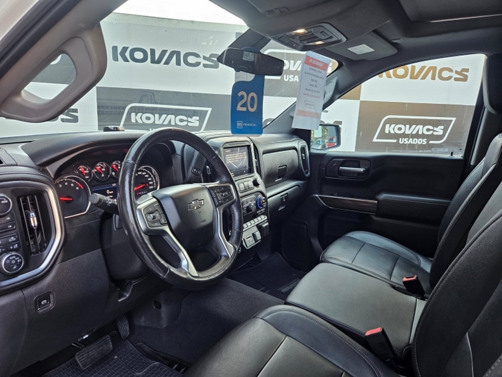 CHEVROLET SILVERADO 5.3 CC LT TB AT  4X4 2022 - Imagen 12 de 18