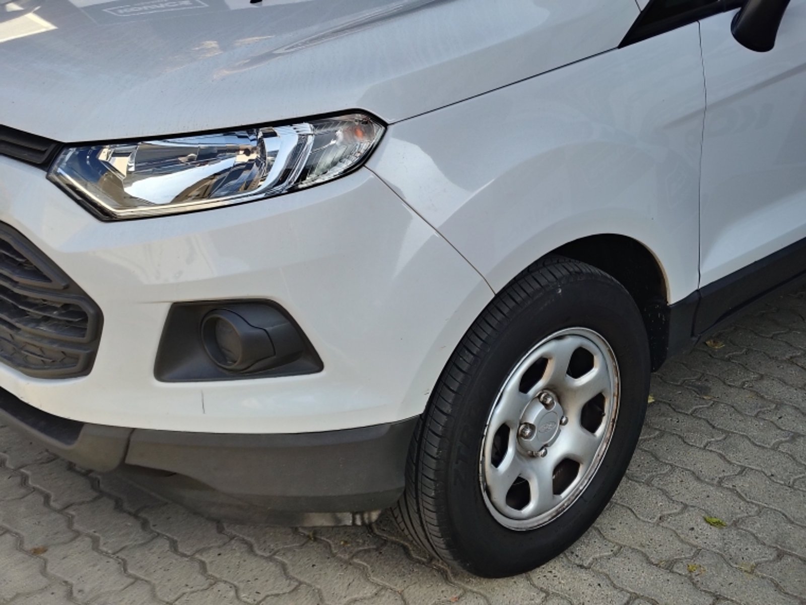 Ford ECOSPORT 1.6 SE MT 4X2 2016 - Foto 2 de 16