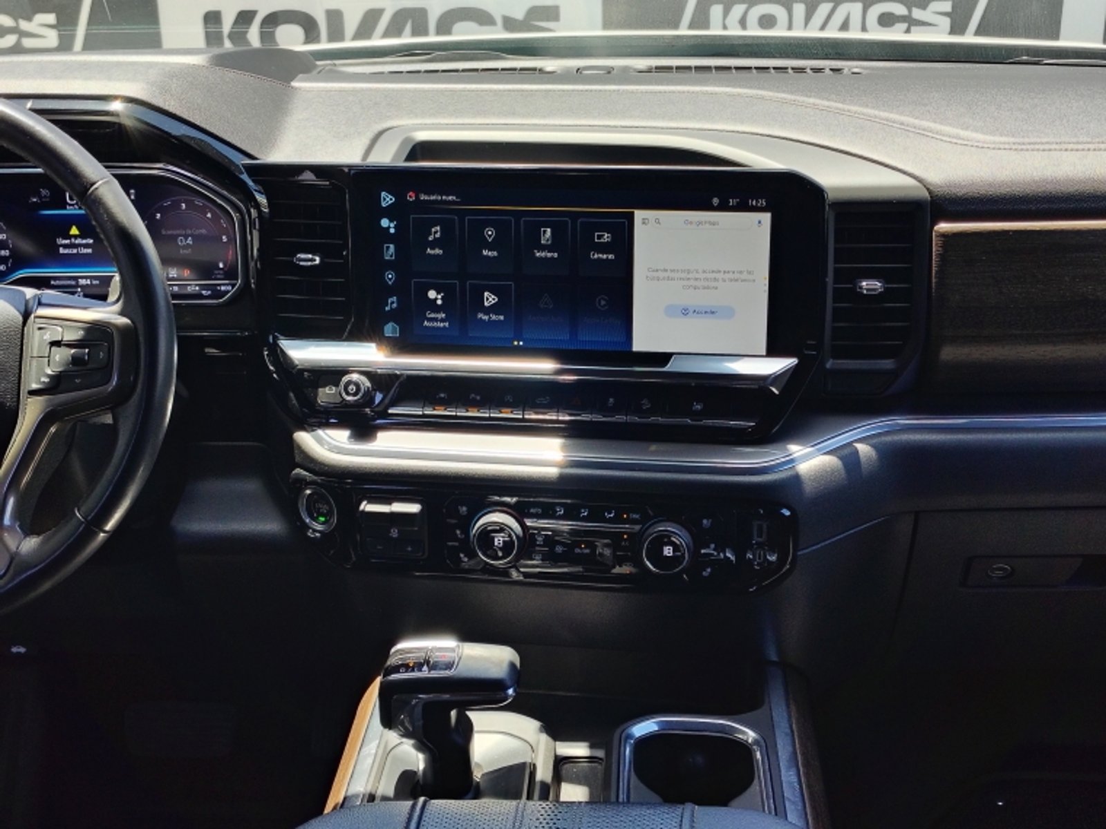 CHEVROLET SILVERADO 3.0 TD HIGH COUNTRY AT 4X4 DIESEL 2023 - Imagen 11 de 20