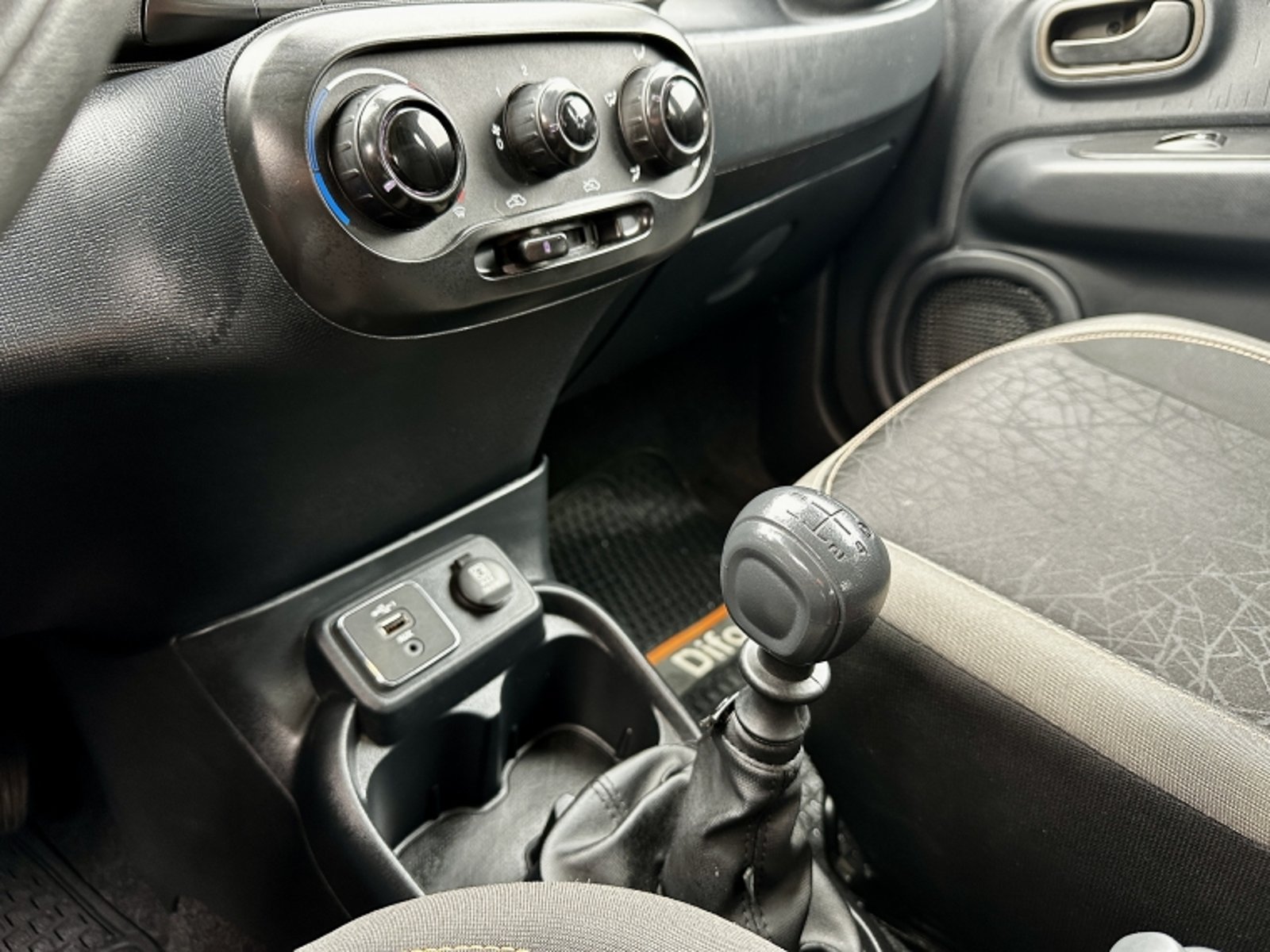 FIAT MOBI 1.0 TREKKING MT 2021 - Imagen 14 de 18