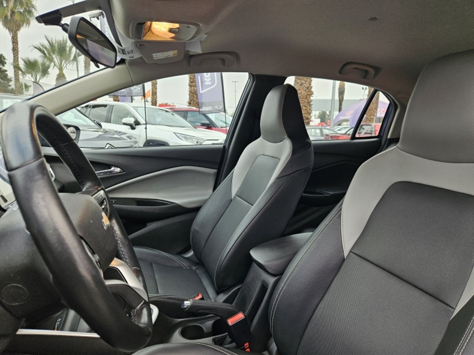 CHEVROLET ONIX HB PREMIER 1.0 AUT 2022 - Imagen 15 de 20