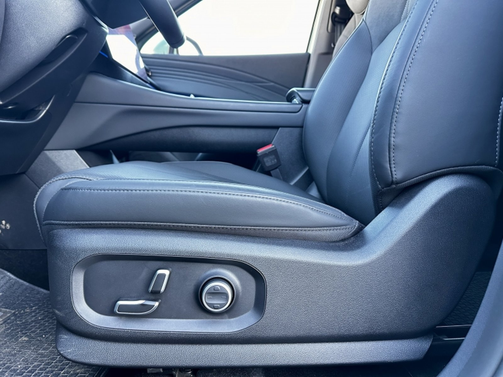 OMODA C7 C7 1.6T AT PRESTIGE 2026 - Imagen 17 de 20