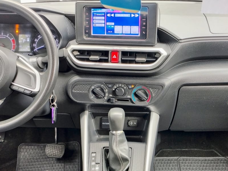 Toyota RAIZE 1.2  E  AT 2022 - Imagen 10 de 19