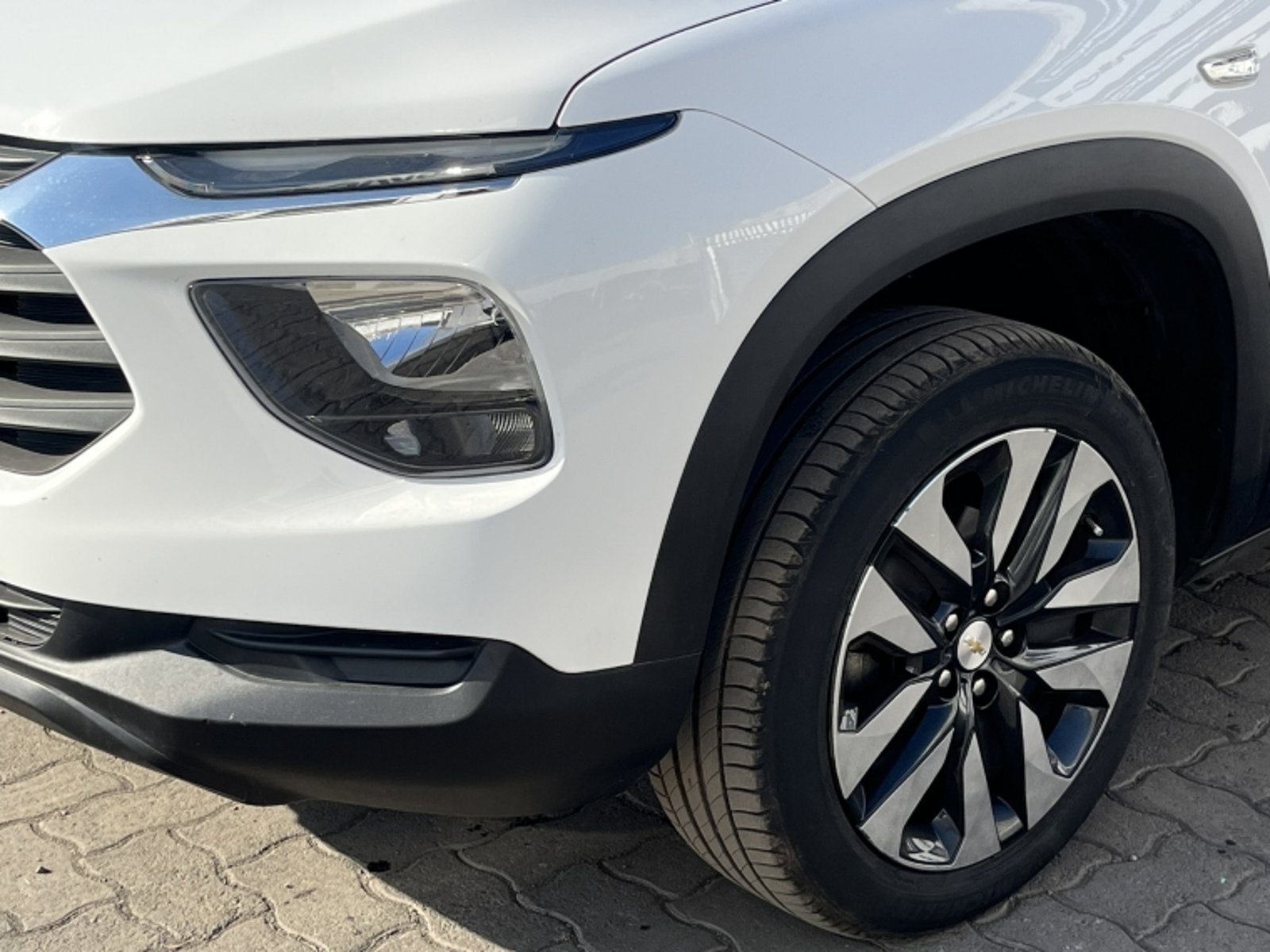 CHEVROLET MONTANA LT MT 2024 - Imagen 9 de 20