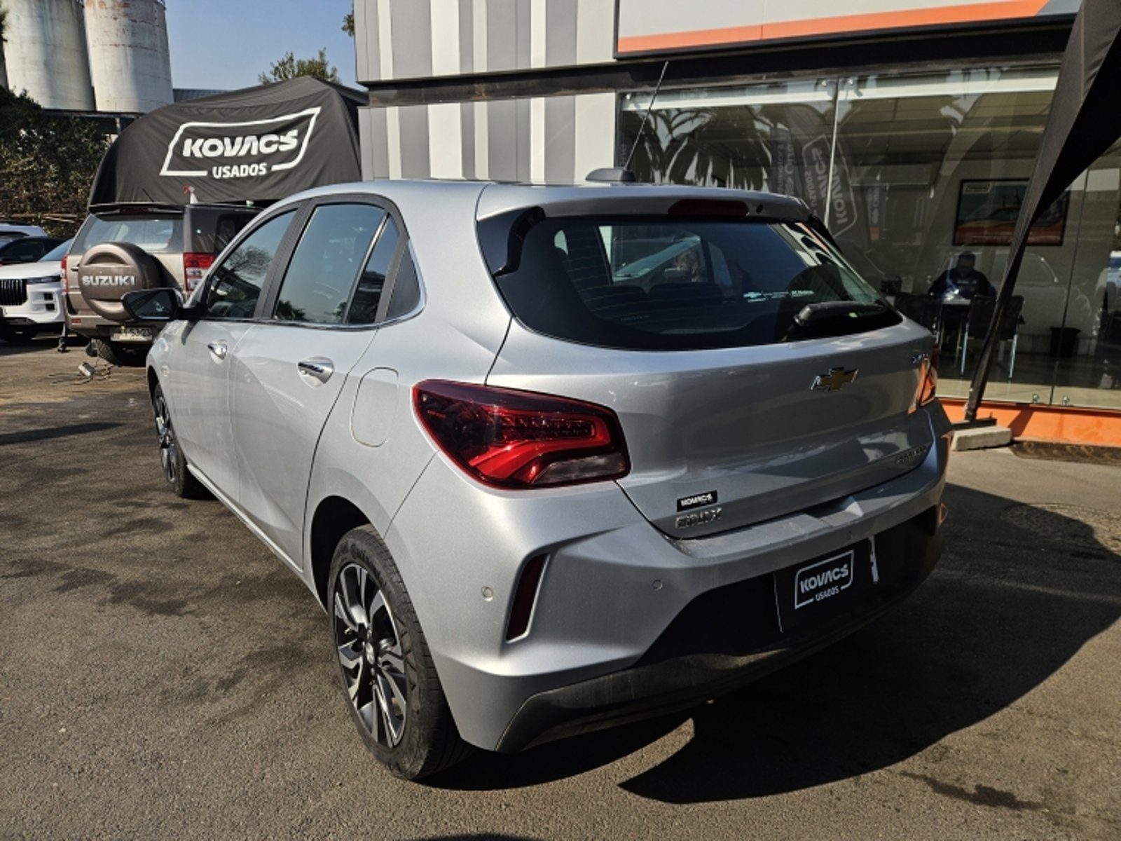 CHEVROLET ONIX PREMIER 1.0T AUT 2023 - Imagen 6 de 20