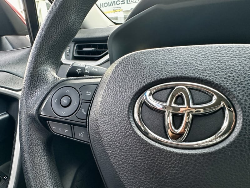 Toyota RAV4 2.0 LE MT 2023 - Imagen 12 de 19