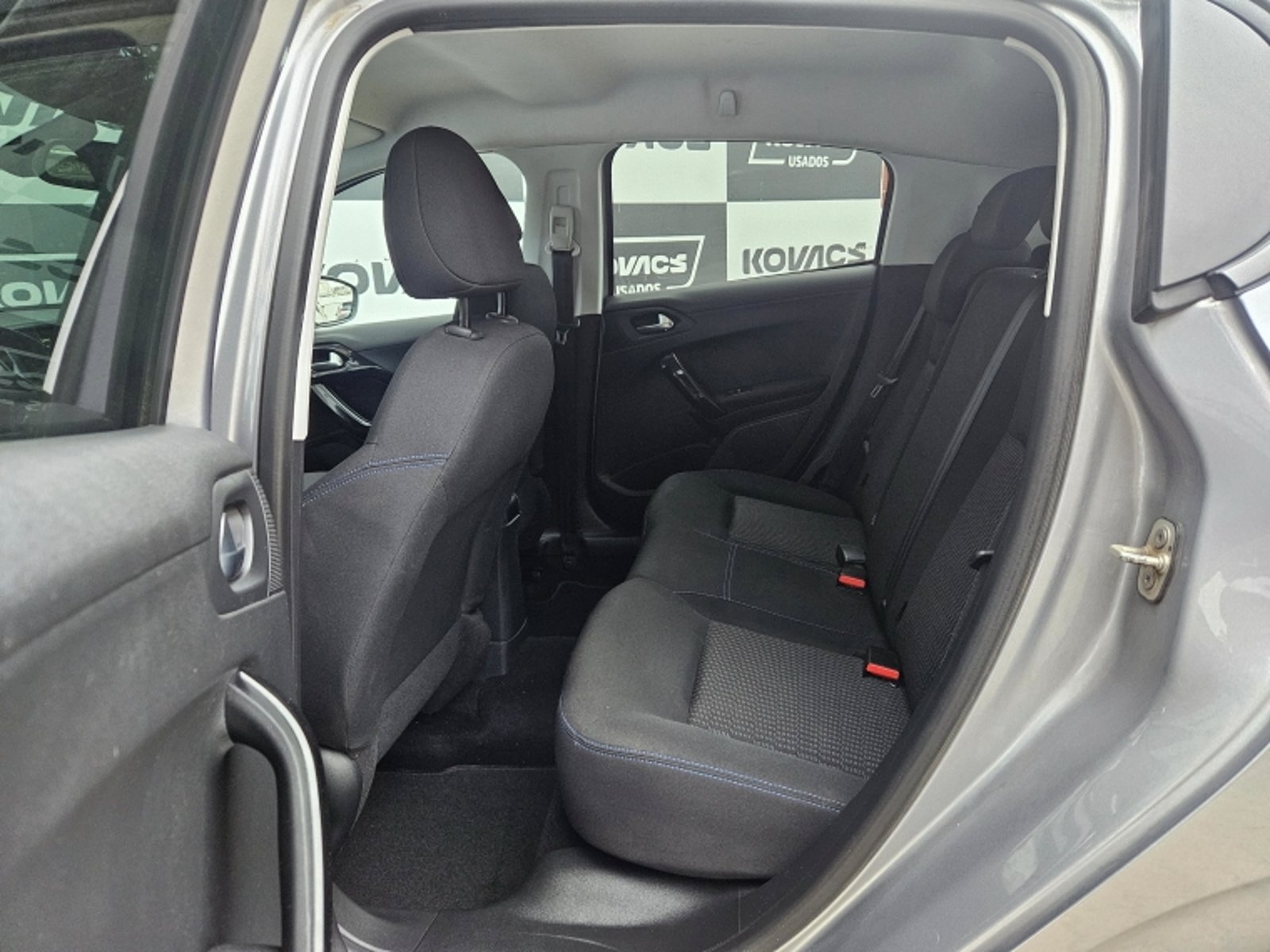 Peugeot 208 1.5 ACTIVE PACK BLUEHDI 100 MT DIESEL 2021 - Imagen 8 de 19