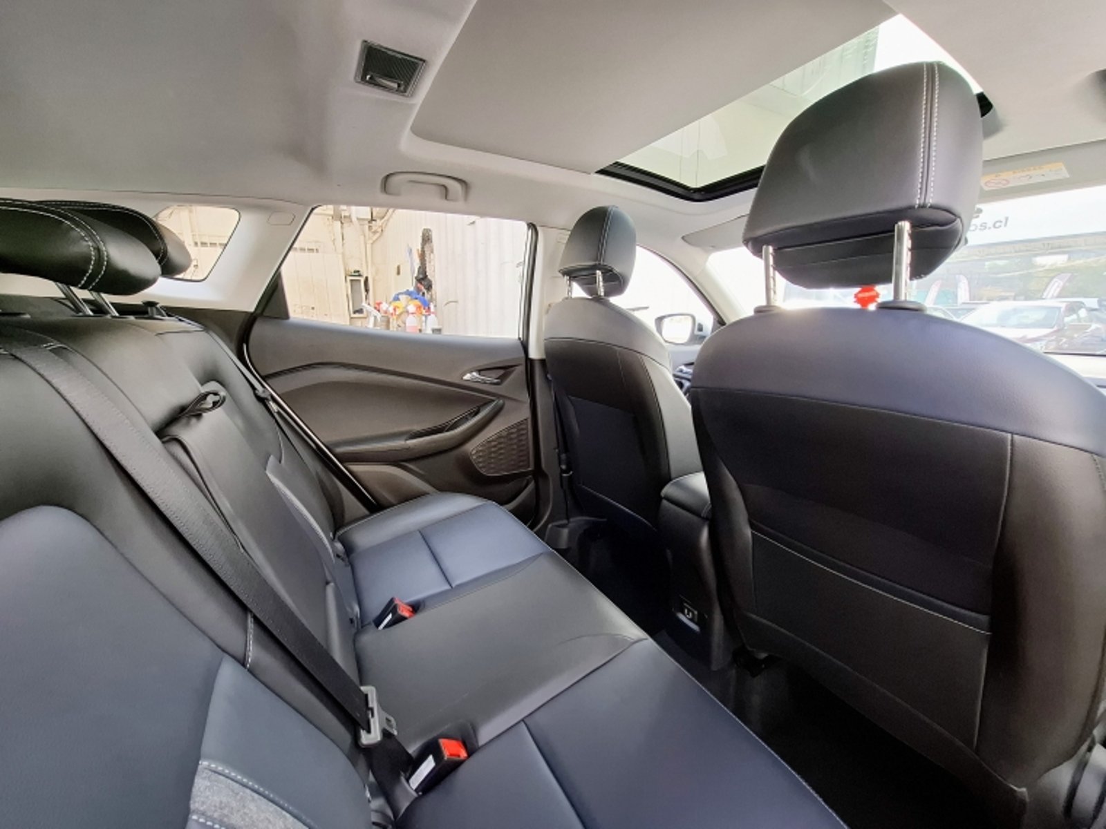 CHEVROLET TRACKER PREMIER AT 2024 - Imagen 19 de 20