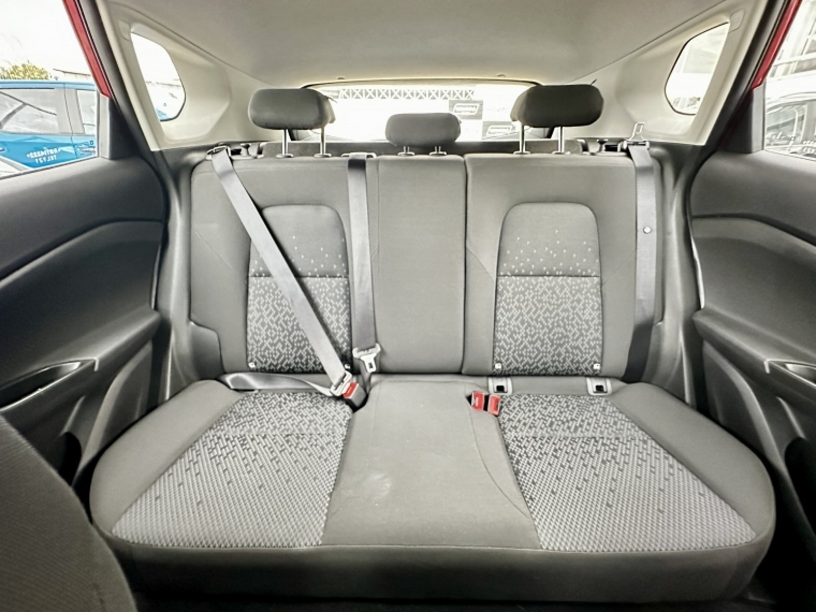 Chevrolet TRACKER 1.2T LTZ MT 2024 - Imagen 17 de 18
