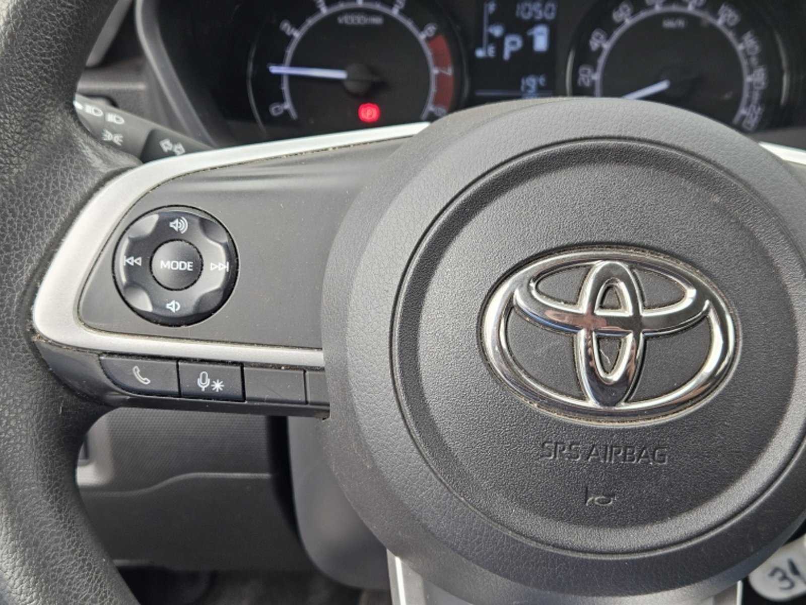 TOYOTA RAIZE E CVT AT 2022 - Imagen 18 de 19
