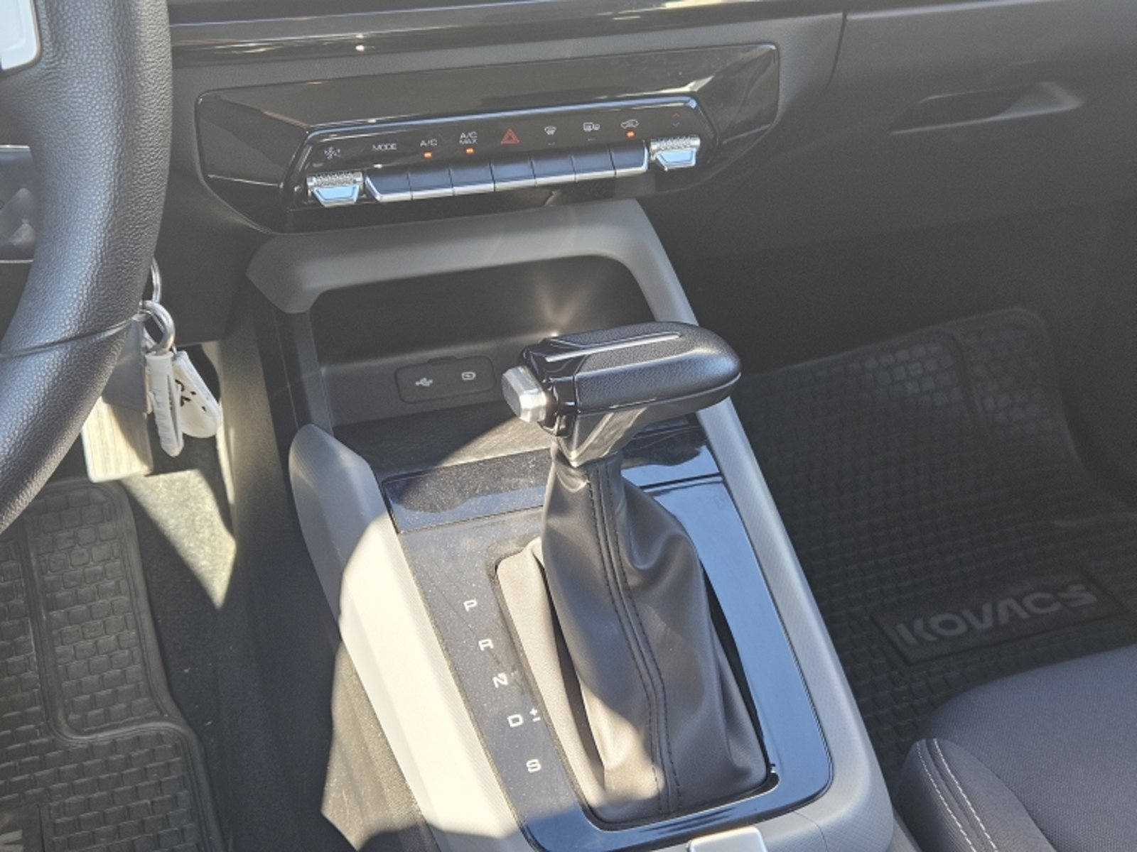 CHEVROLET SAIL LTZ CVT 2024 - Imagen 12 de 20