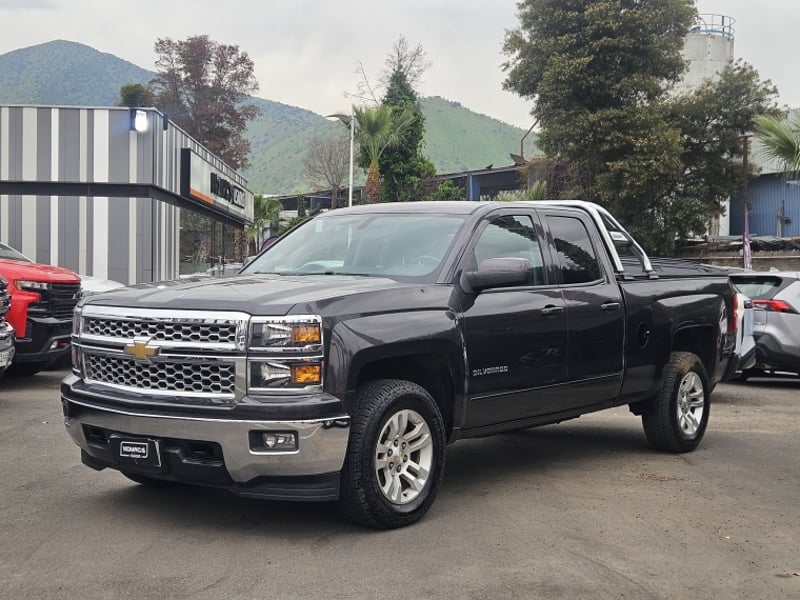 Chevrolet SILVERADO 5.3 LT AUT 4X4 2015