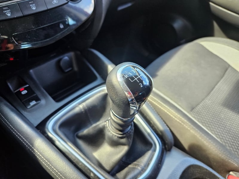 Nissan QASHQAI SENSE 2.0 MT 2020 - Imagen 15 de 18
