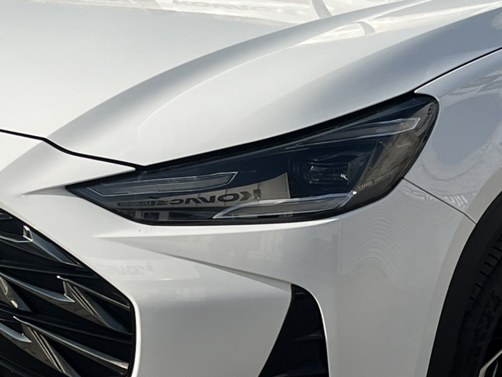 MG ONE DLX AT 2023 - Imagen 10 de 20