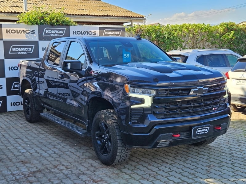 Chevrolet SILVERADO SILVERADO CC DCAB 4X4 5.3 AUT 2024 - Imagen 4 de 18