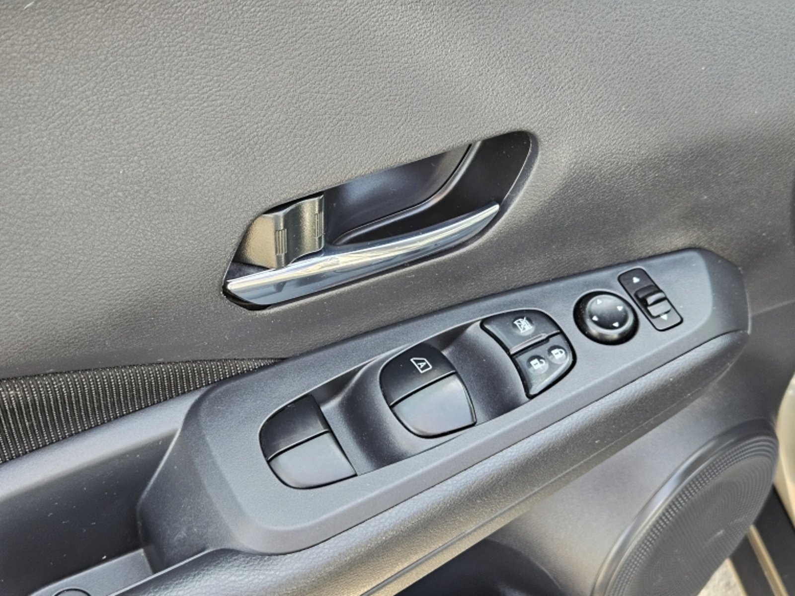 NISSAN KICKS ADVANCE MT 1.6 2025 - Imagen 14 de 20
