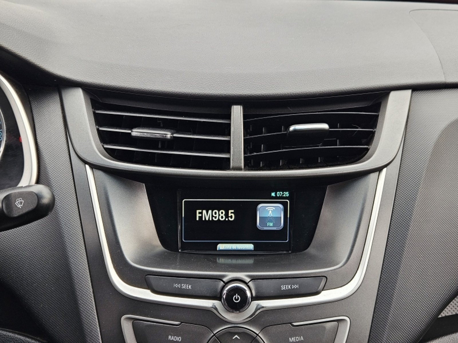 CHEVROLET SAIL LS 1.5 2018 - Imagen 11 de 19
