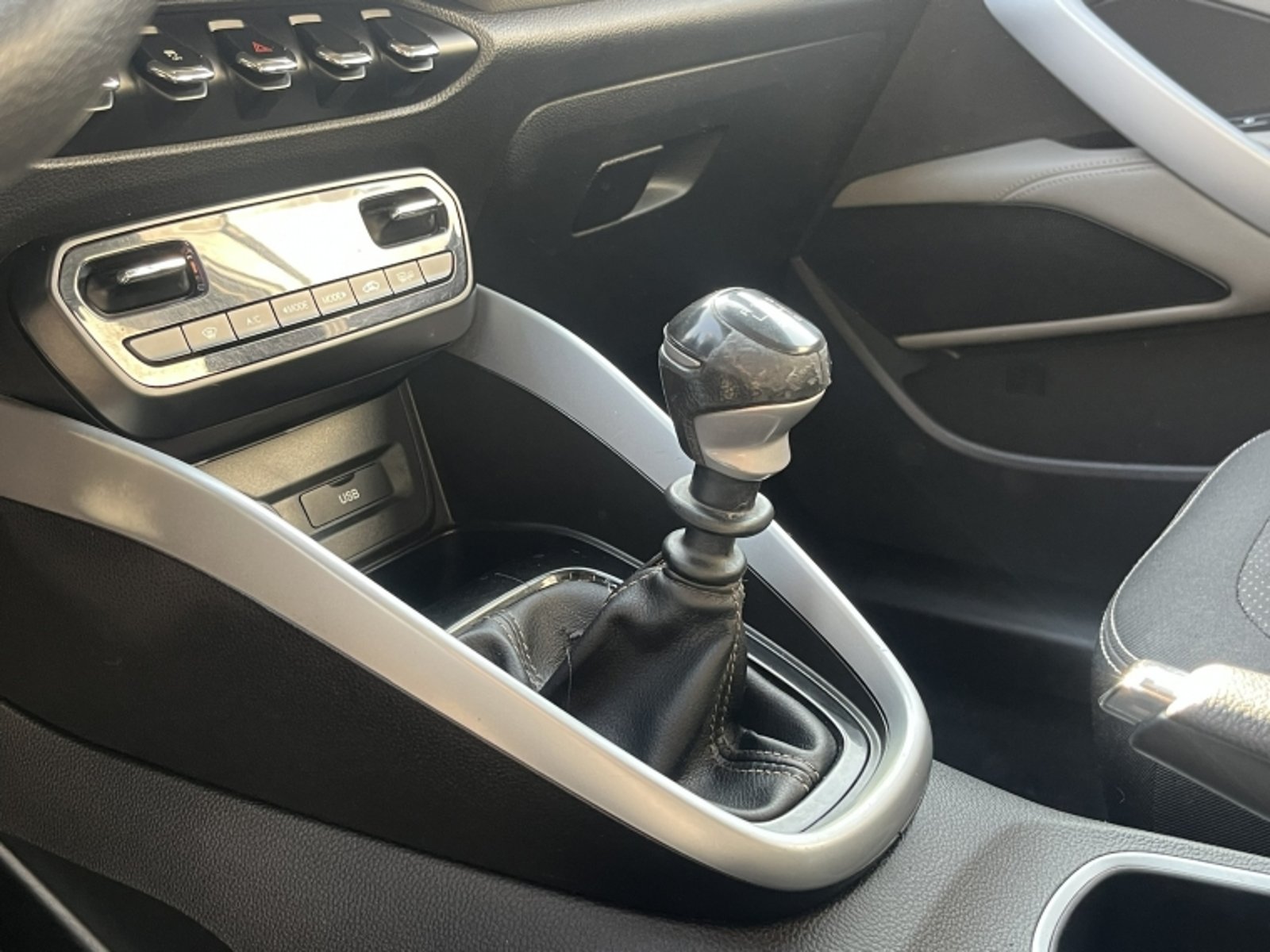 CHEVROLET GROOVE LTZ MT 2021 - Imagen 15 de 20