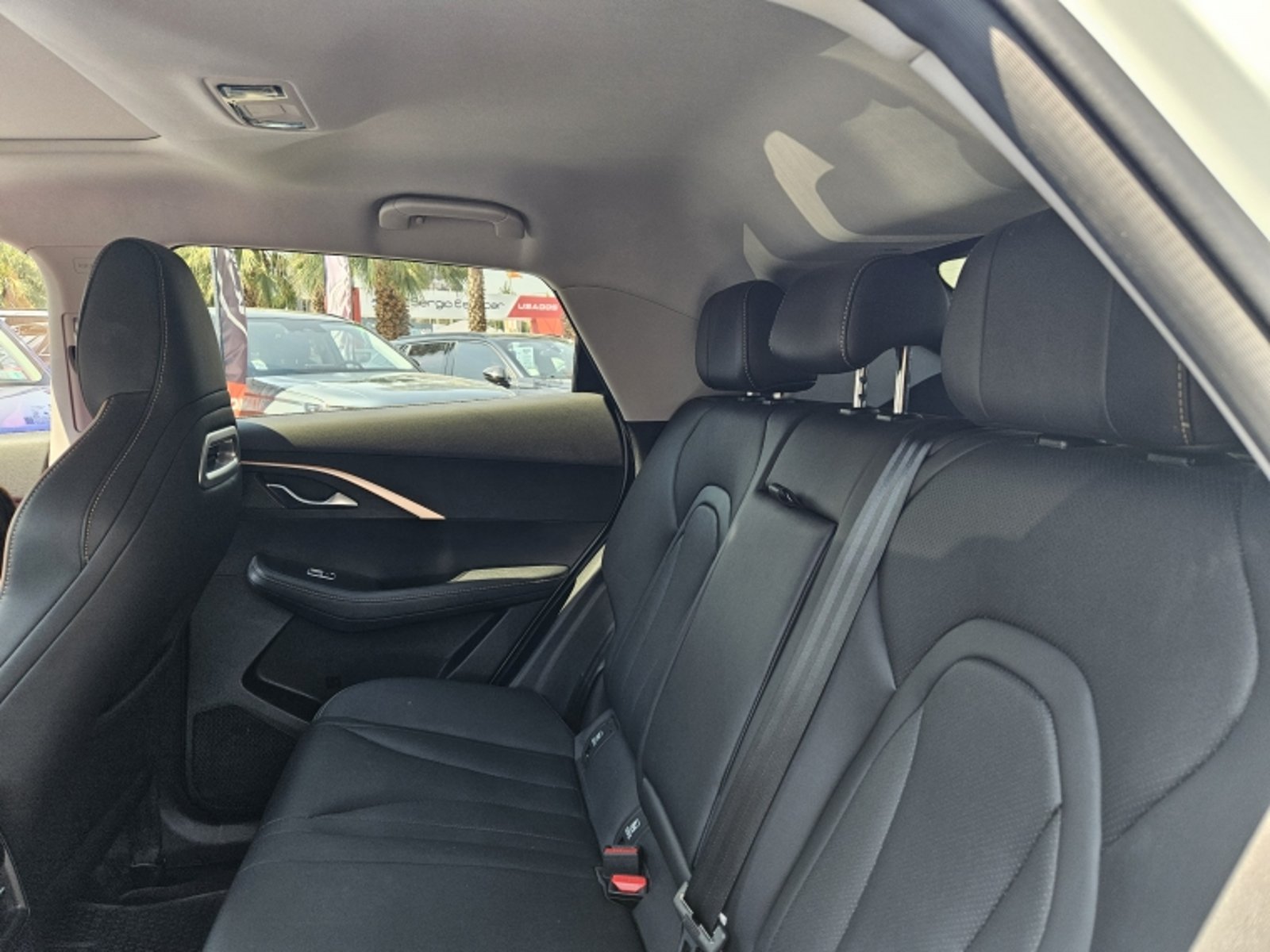 OMODA C5 LUXURY 1.5 AUT 2024 - Imagen 8 de 20